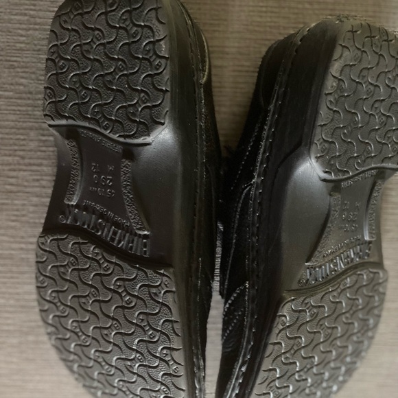 Men’s Birkenstock Size 45 EU (12 US) - Picture 3 of 4